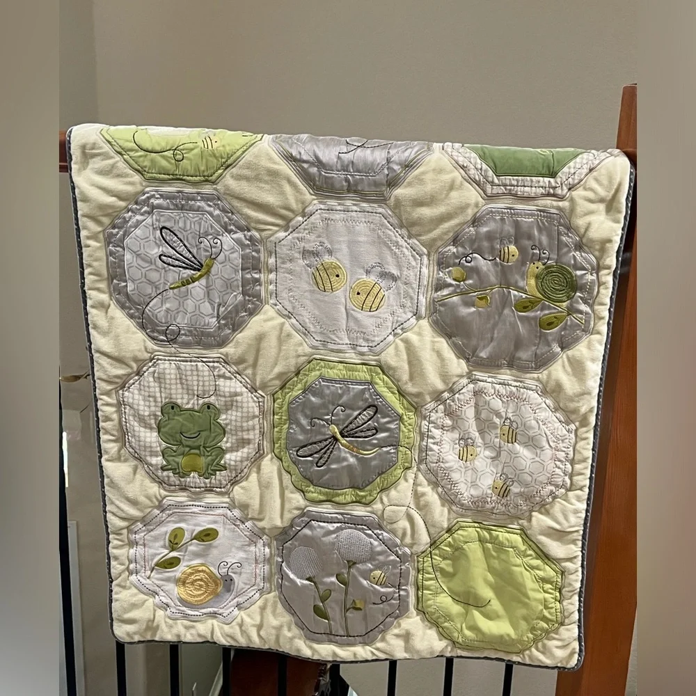Nature-Inspired CARTERS PATCHWORK BABY Quilted CRIB QUILT: 32”X 41”